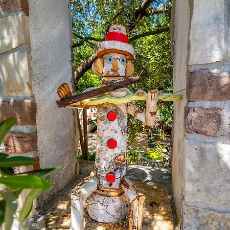 بيت للعطل Olive House زادار