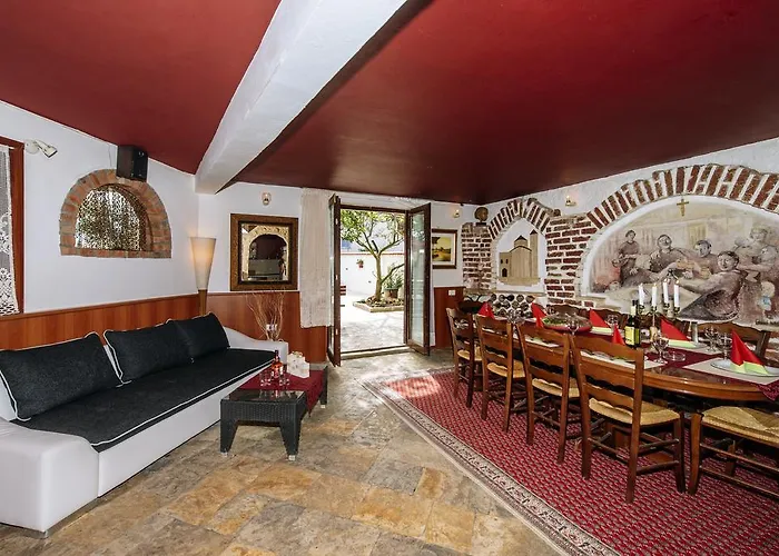 Vikendica Olive House