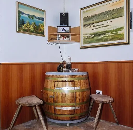 Vikendica Olive House *